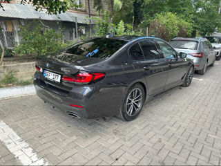 BMW 5 Series foto 6