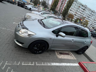 Toyota Auris foto 2