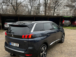 Peugeot 5008 foto 2