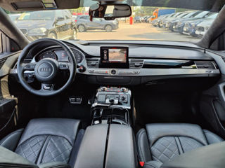 Audi A8 foto 8