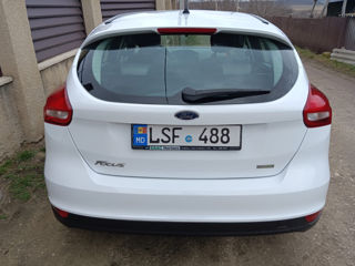 Ford Focus foto 8