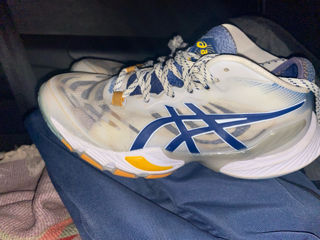 Asics foto 2