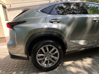 Lexus NX Series foto 4