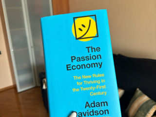 Cartea The passion economy de Adam Davidson