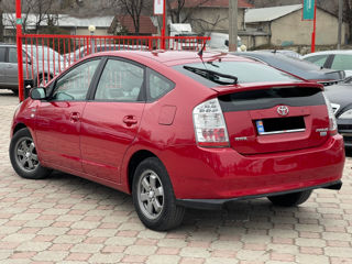 Toyota Prius foto 3