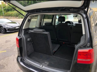 Volkswagen Touran foto 6