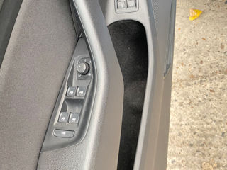 Volkswagen Passat foto 4