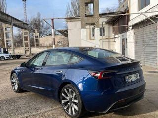 Tesla Model 3 foto 5