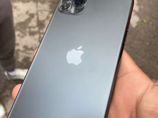 se vinde iphone 11 pro MAX