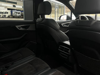 Audi Q7 e-tron foto 9