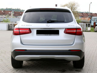 Mercedes GLC foto 4