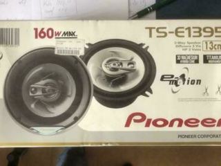 Продам Pioneer TS-E1395