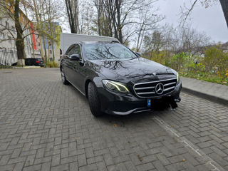 Mercedes E-Class foto 9