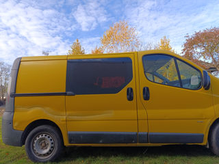 Opel Vivaro foto 4