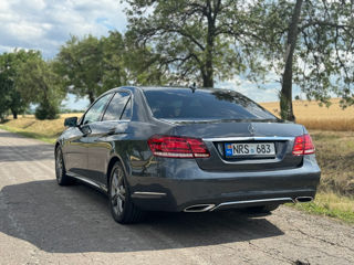 Mercedes E-Class foto 2