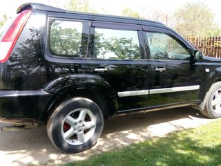 Nissan X-Trail foto 6