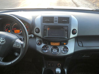 Toyota Rav 4 foto 2