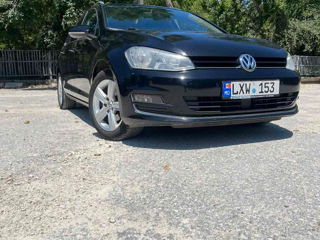 Volkswagen Golf foto 1