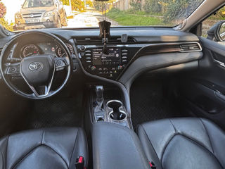 Toyota Camry foto 2