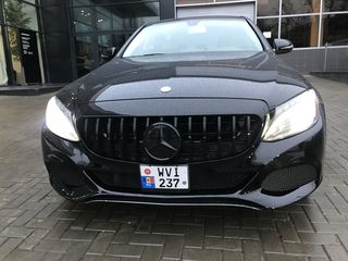 Mercedes C Class foto 2