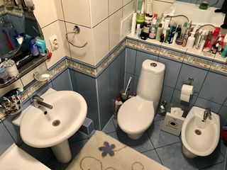 Se vinde apartament cu 4 odai foto 7