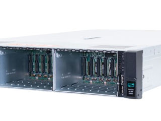 HP DL380 Gen10 16xSFF (8 x NVMe) foto 2