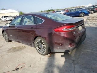 Ford Fusion foto 2