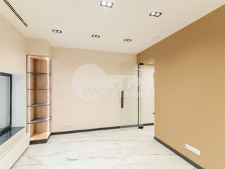 Chirie! Spațiu comercial /oficiu, reparație euro, Centru, 2700 € foto 7