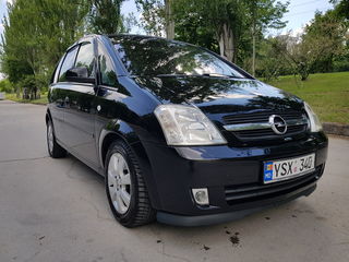 Opel Meriva foto 9