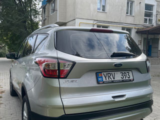 Ford Kuga foto 3