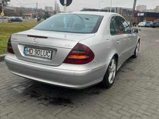 Mercedes E-Class foto 4