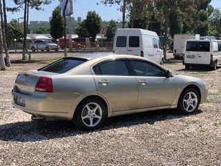 Mitsubishi Galant foto 5