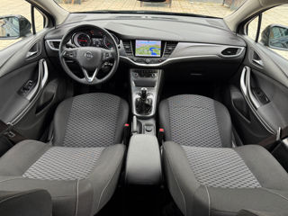 Opel Astra foto 1