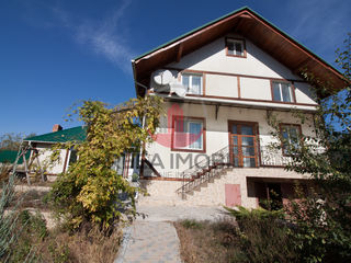 Casa in or. Ialoveni ( 7km de Chisinau ) foto 2