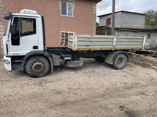 Iveco Eurocargo 18/280 foto 2