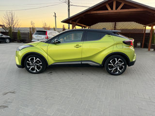 Toyota C-HR foto 4