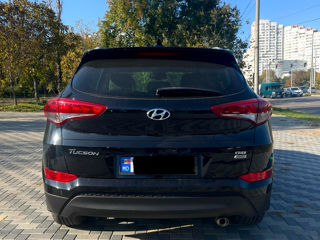 Hyundai Tucson foto 2