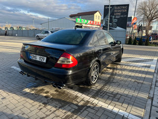 Mercedes E-Class foto 4