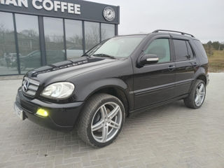 Mercedes M-Class foto 3