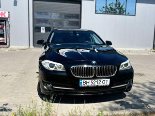 BMW 5 Series foto 3