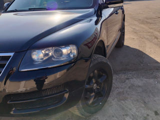 Volkswagen Touareg foto 3