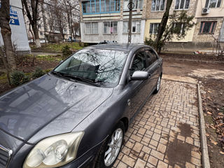 Toyota Avensis foto 7