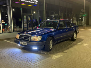 Mercedes Series (W124) foto 8