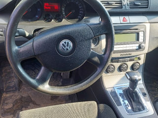 Volkswagen Passat foto 3