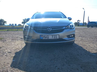 Opel Astra foto 1