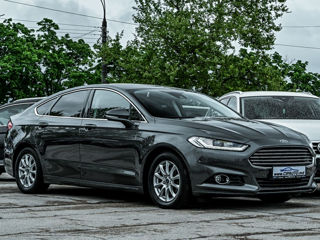 Ford Mondeo foto 1