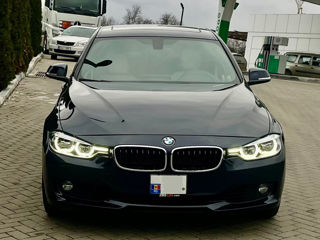 BMW 3 Series foto 3