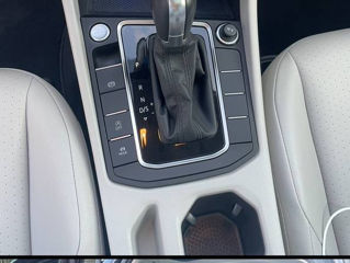 Volkswagen Jetta foto 4