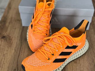 Adidas 4D foto 6