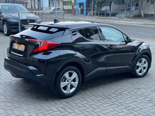 Toyota C-HR foto 6